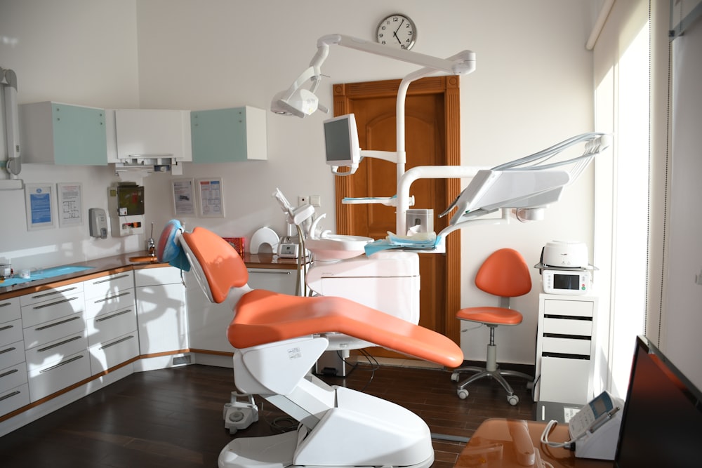 Clear aligner trays in clean contemporary case