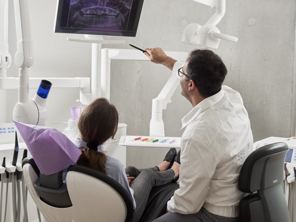 Calm doctor-patient consultation at Luma Dental House in Chennai